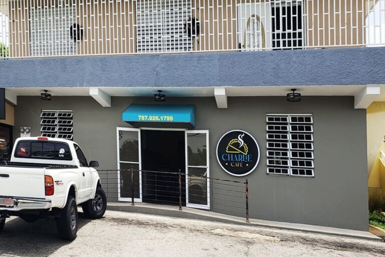 Imagen destacada Charlie Cafe 1 768x512
