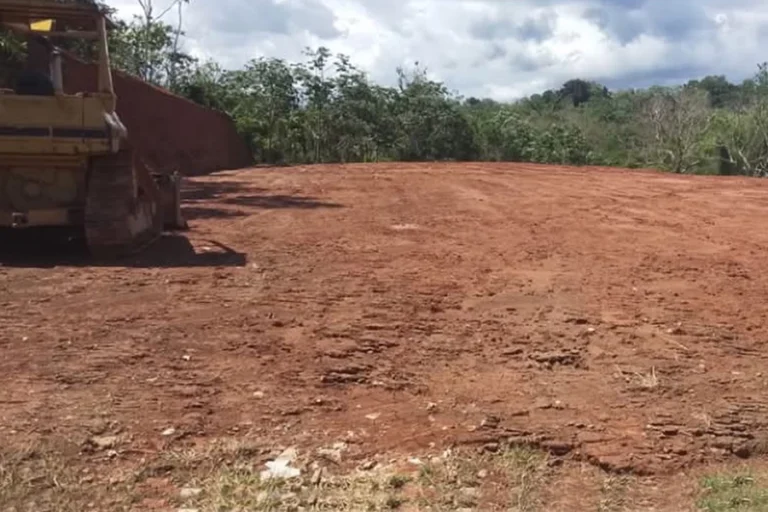 Terreno Arado 768x512