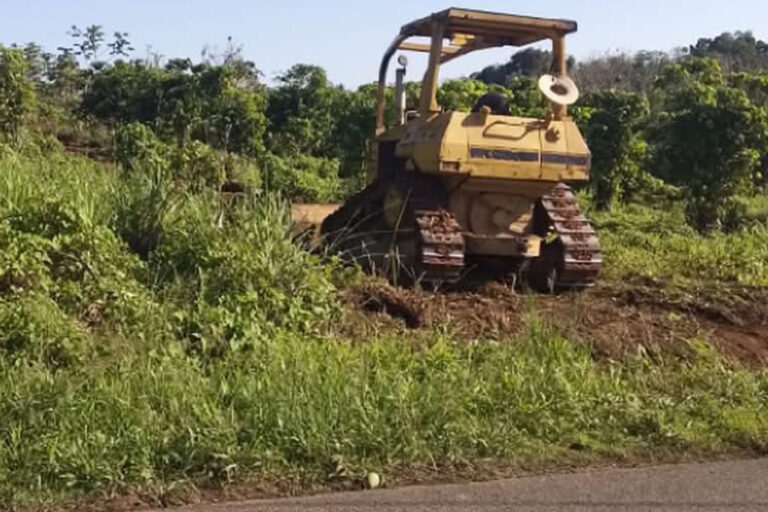 Tractor 768x512